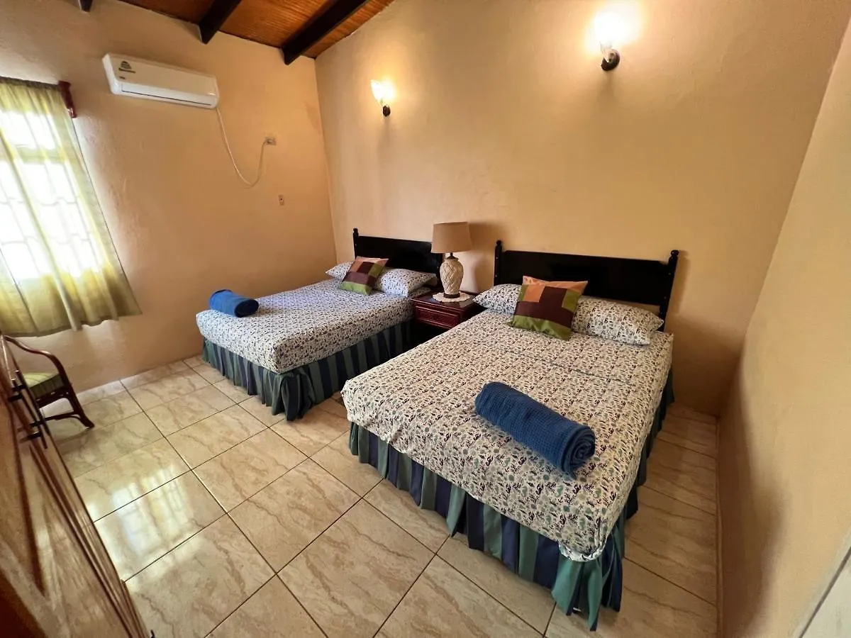 Shirvan Holiday Apartments One Bedroom Canaan
